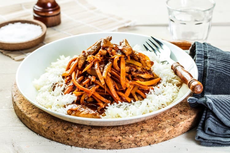 Chop suey med ris Oppskrift Godtlevert