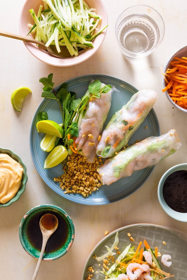 Vietnamesiske ferske vårruller med reker og hoisin- og peanøttsaus